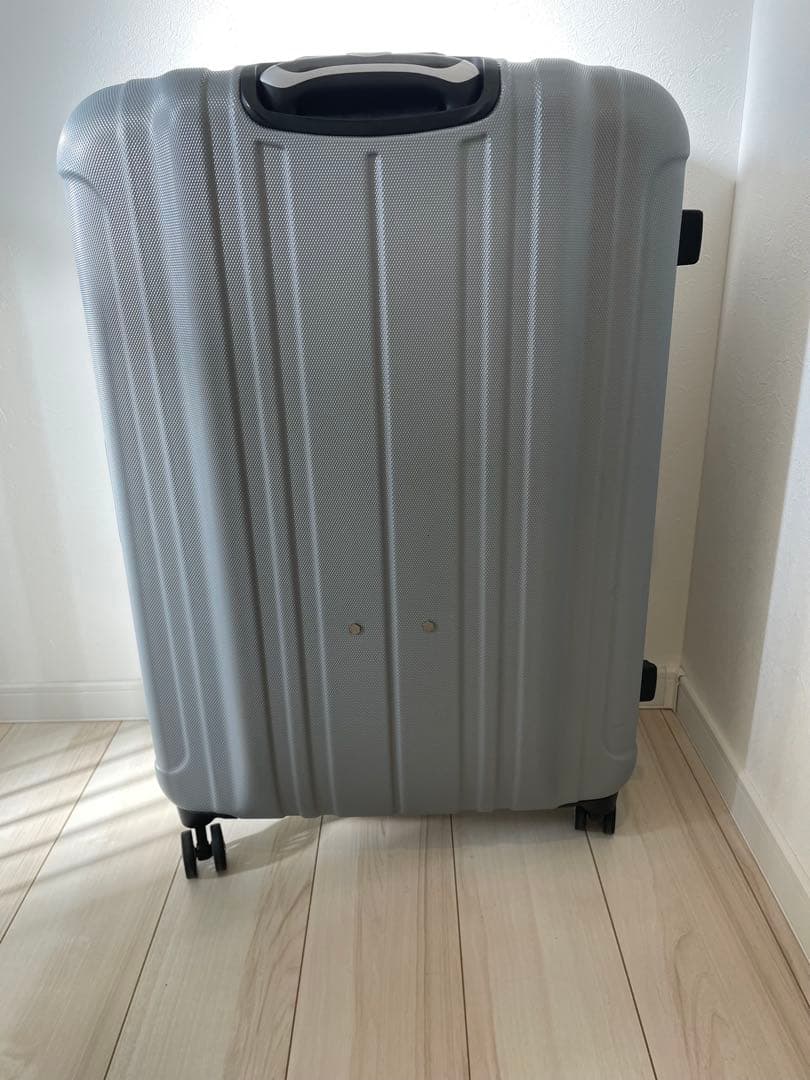 グレー 大型スーツケース｜ほぼ新品・美品