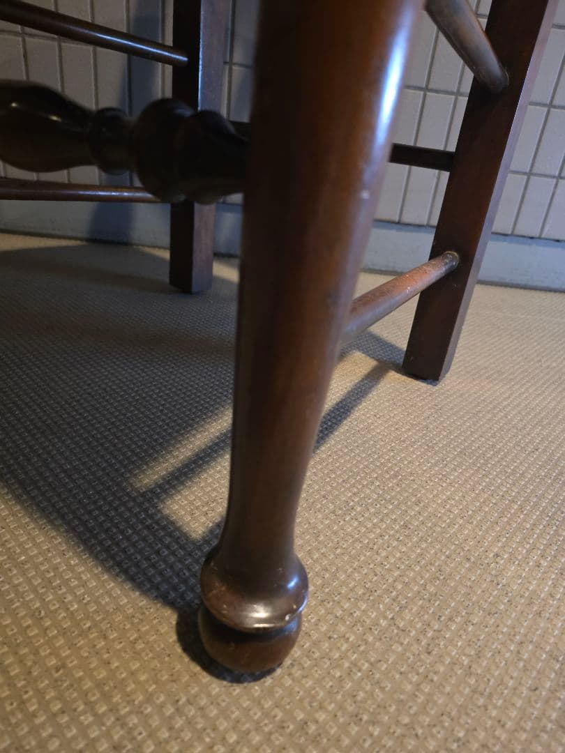 希少　セオドア アレクサンダー？ 木製スピンドルバック椅子 高さ約100cm