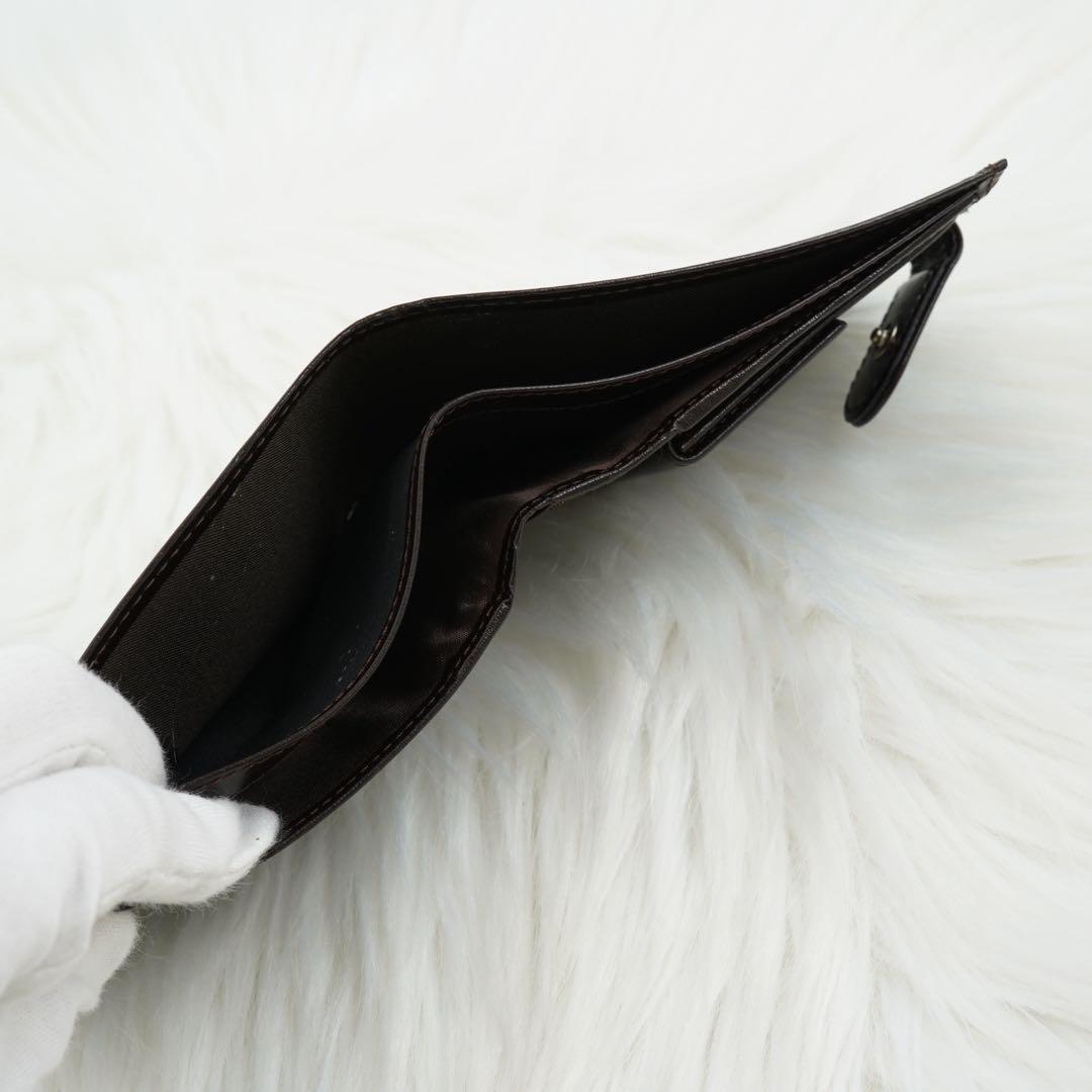 新品未使用品　FENDI フェンディ　二つ折り財布　ズッカ柄　レザー　ブラウン