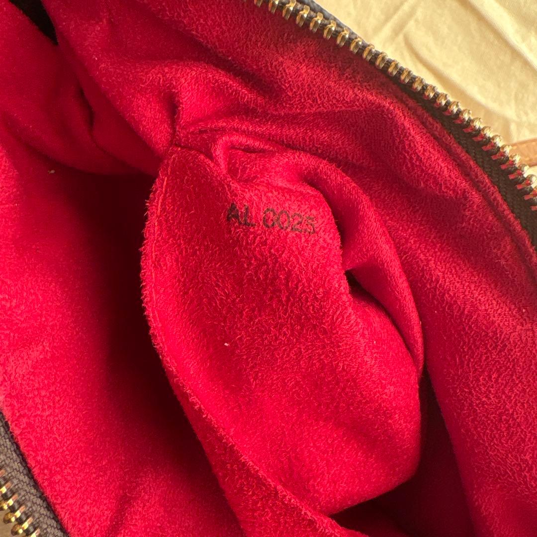 Louis Vuitton モノグラムバッグ