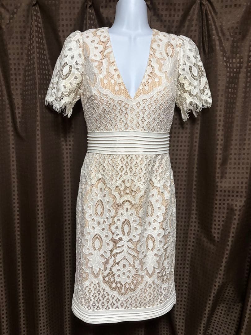 E23052＊ERUKEI＊フラワーレースVネックミディアムドレスwhM