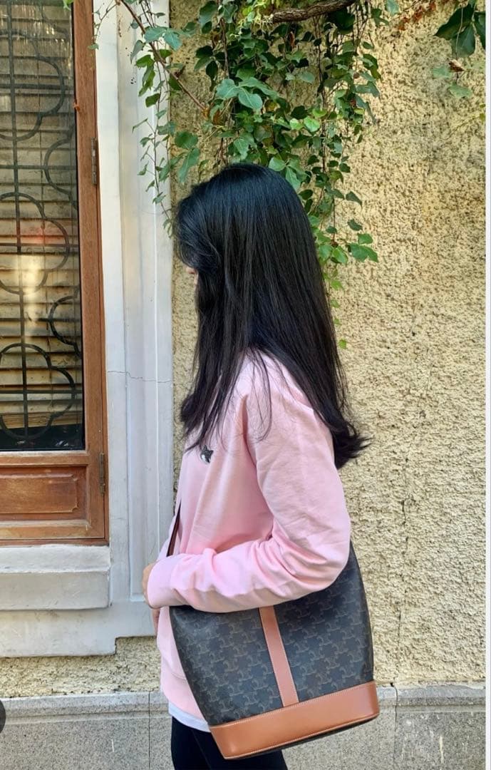 CELINE ミディアム バケット バッグ　トリオンフ