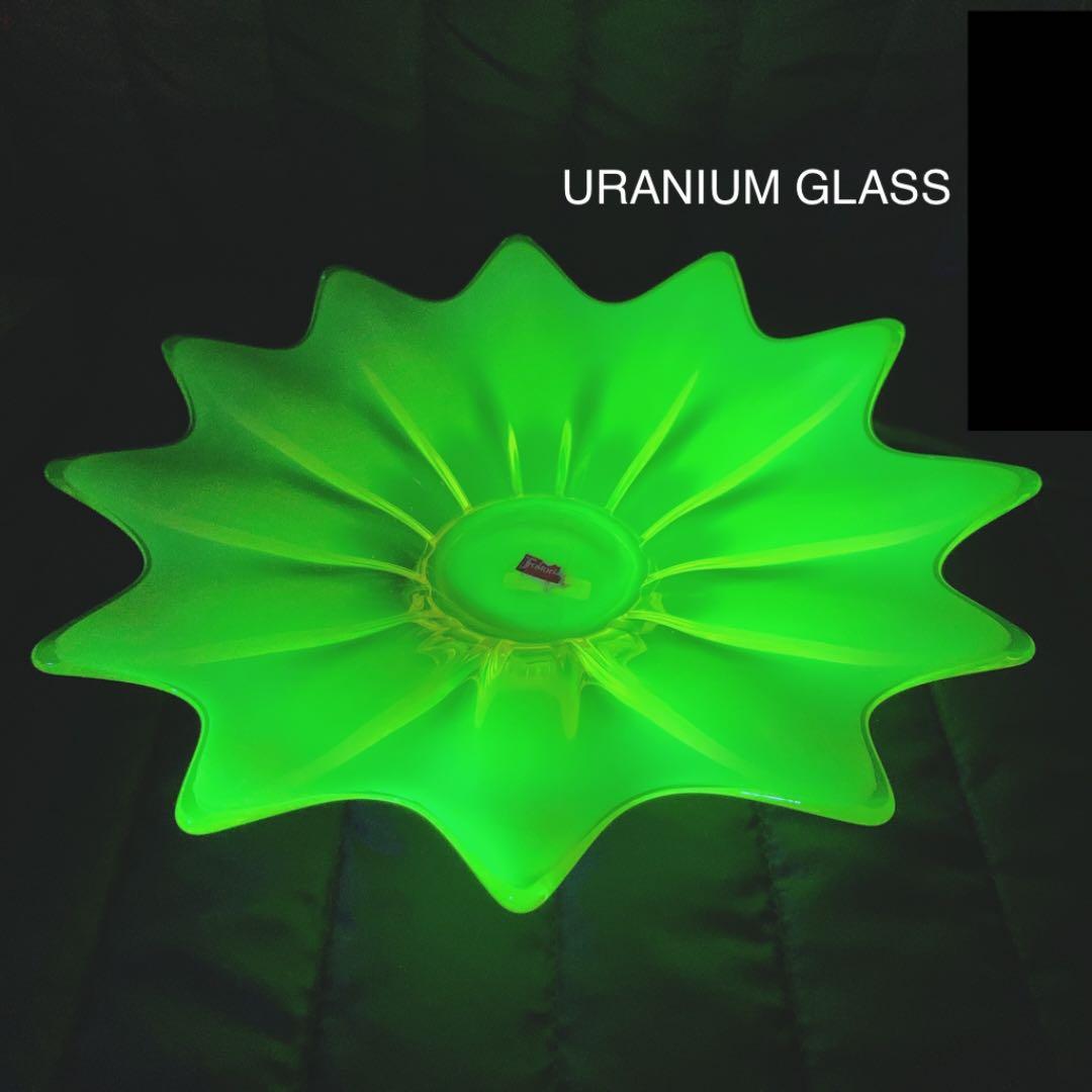 フォストリア　エアルーム　ウラン　ガラス　グラス　黄色　ワセリン　プレート　皿