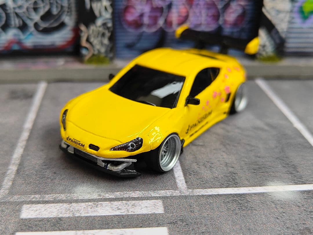 ホットウィールカスタム スバル BRZ パンデム 深リム イエロー トミカ改造
