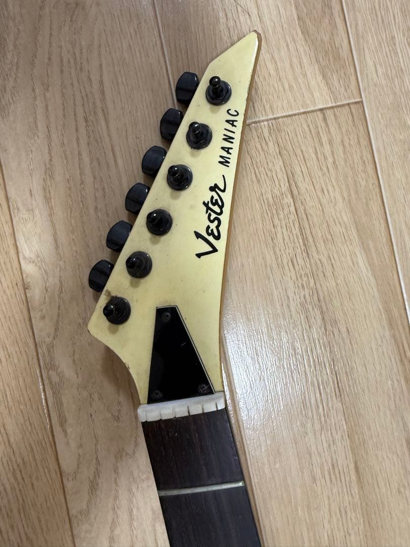 Vester Maniac エレキギター クリーム色　ヴィンテージ　ジャンク