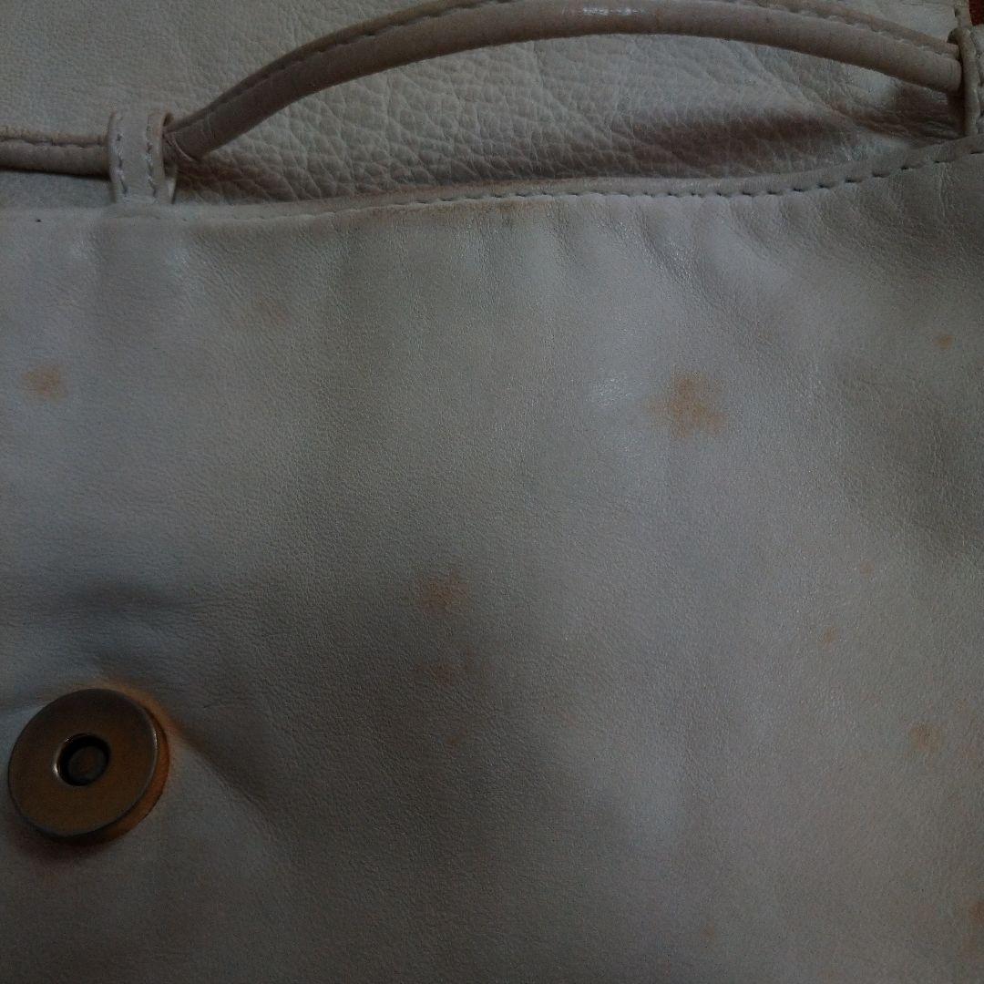 ロエベ ナッパレザー アナグラム ショルダーバッグ 白 ヴィンテージ