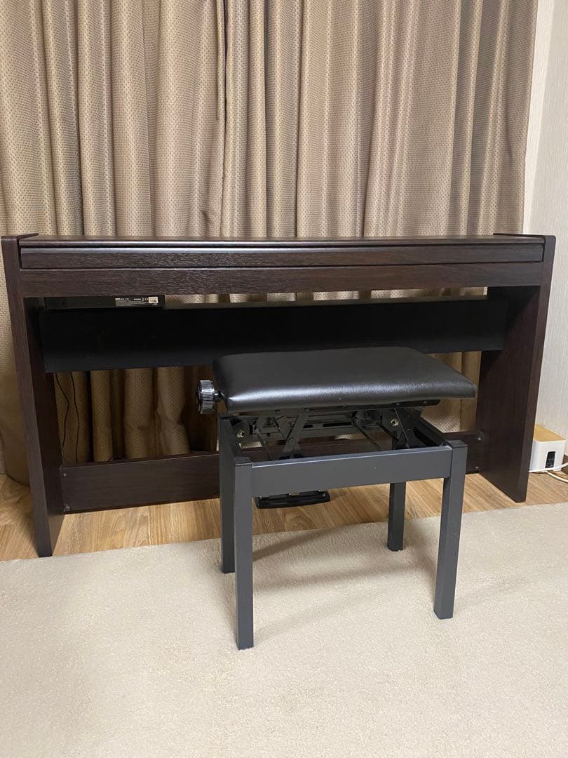 KORG 電子ピアノ LP-380RW ローズウッド 2015年製　椅子付き