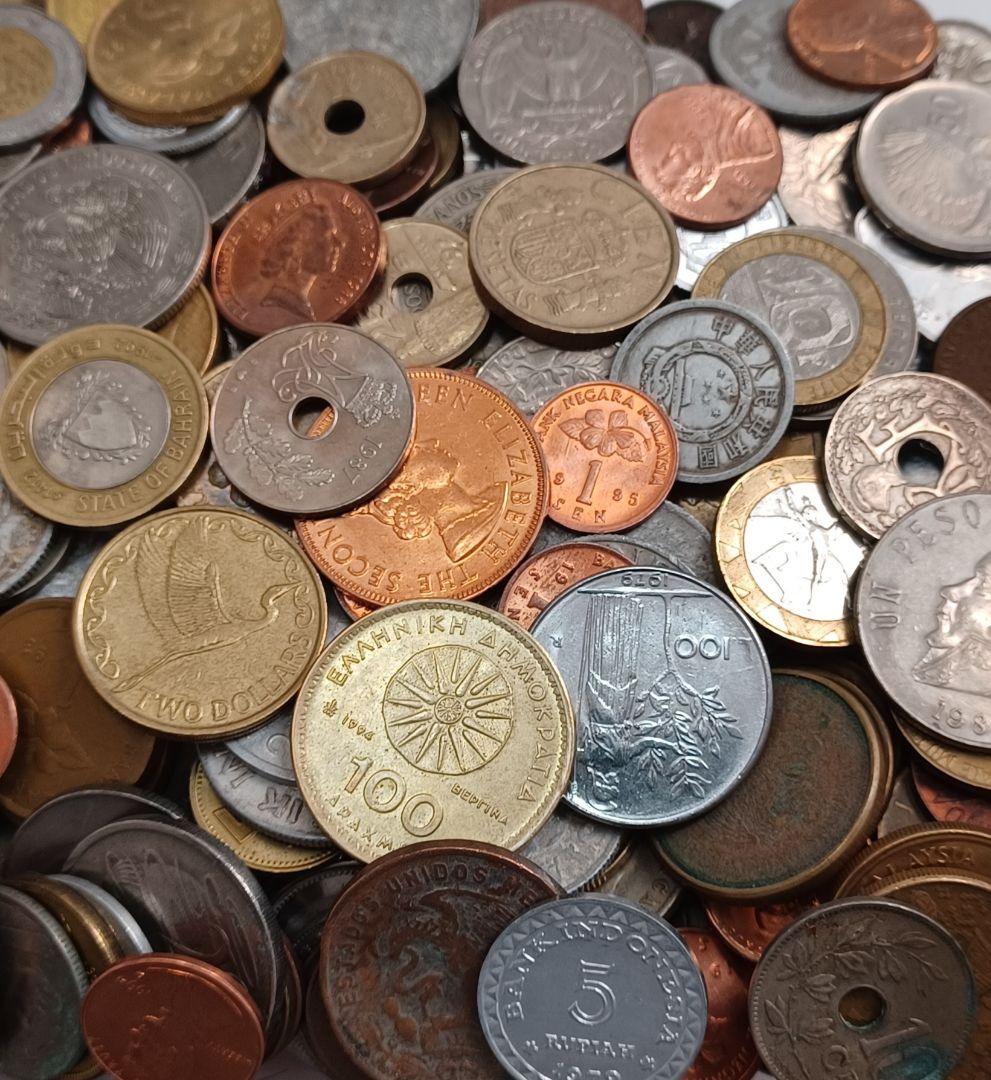 重さ1780g(約1.7kg)分の外国(海外)硬貨