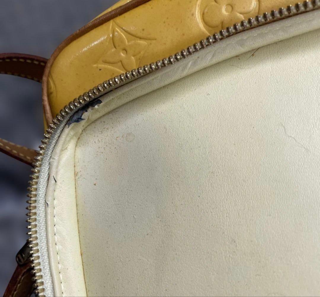 ルイヴィトン　ヴェルニ　シリアルナンバー有り　イエロー　難あり