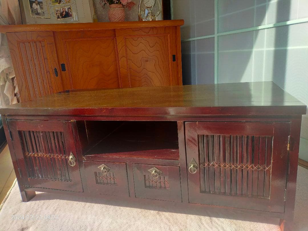 値下げしました✨アンティーク木製テレビボード 引き戸付き