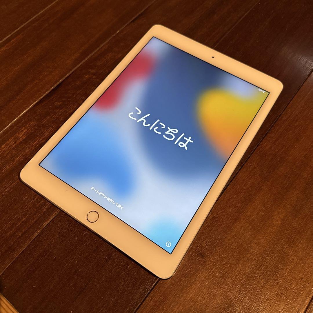Apple iPad Air2シルバー 128GB Wi-Fiモデル