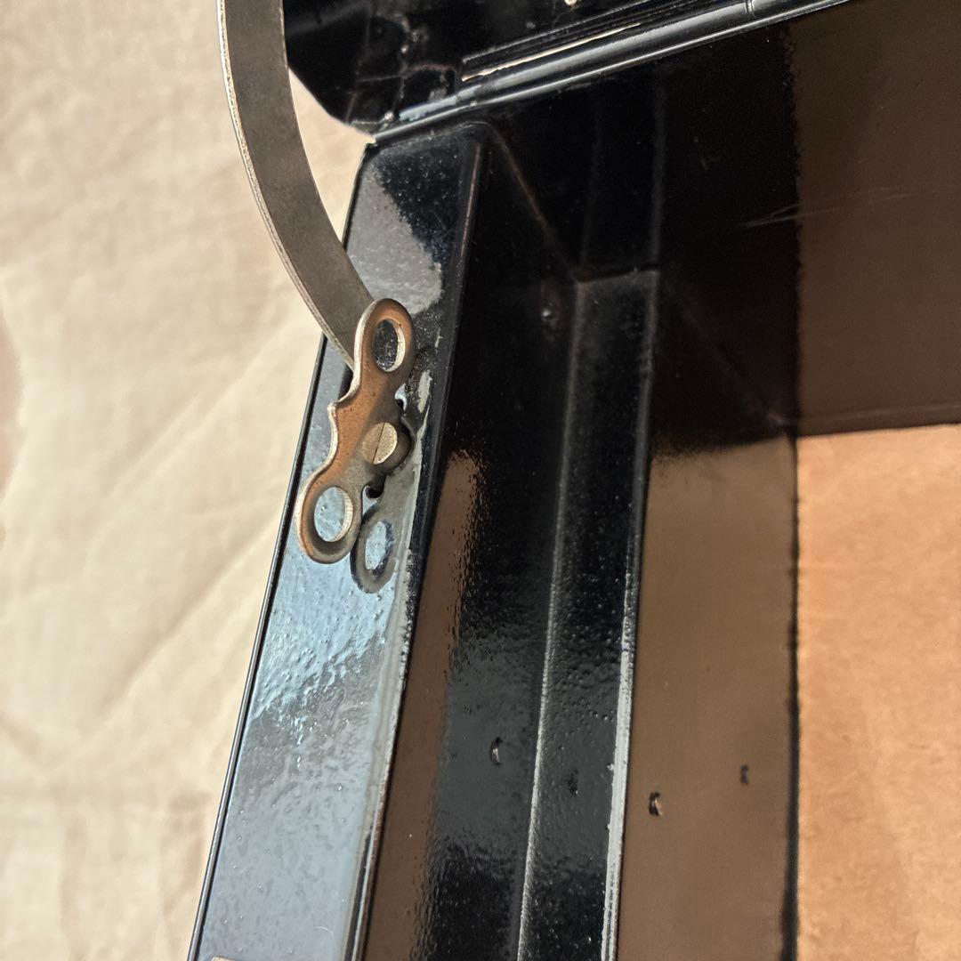 手提げ金庫　MILLIONAIRE アラームキャッシュボックス