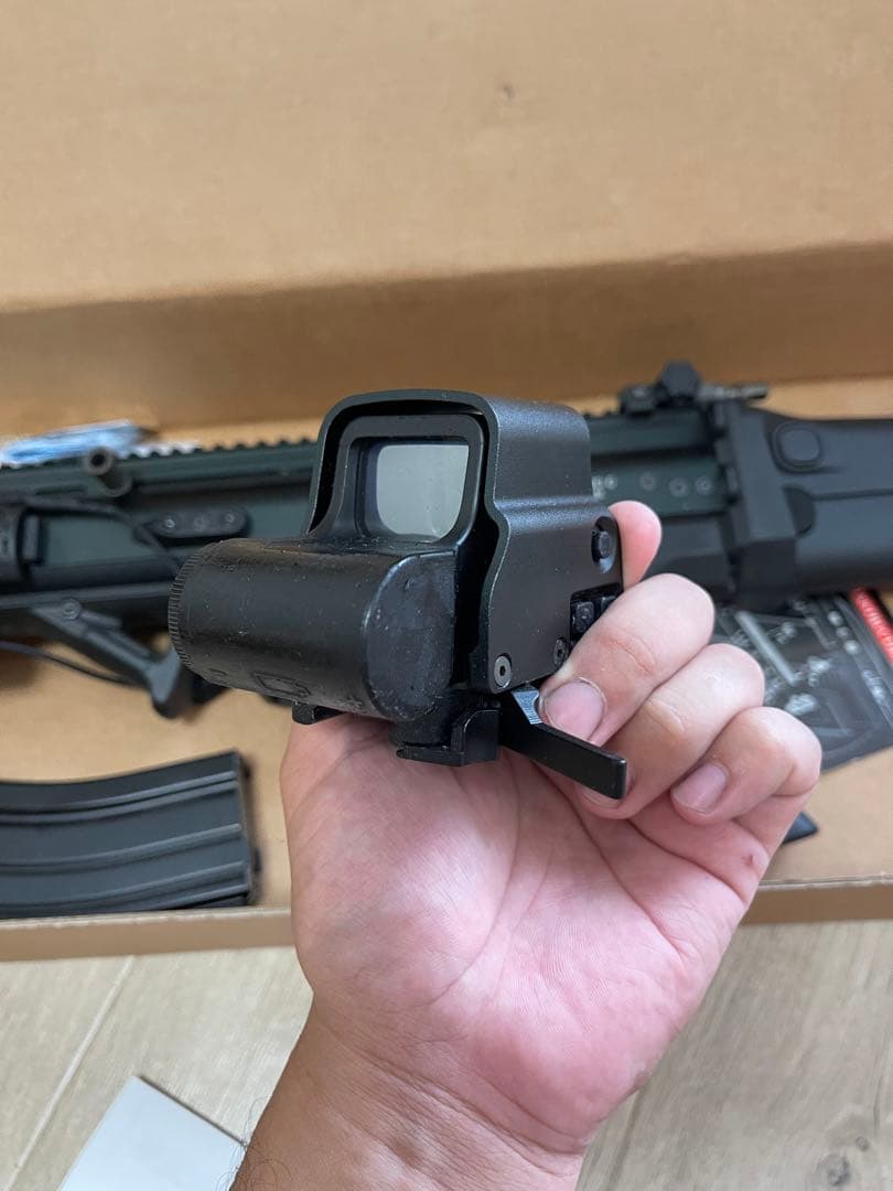 we-tech ガスガン　スカーＬ