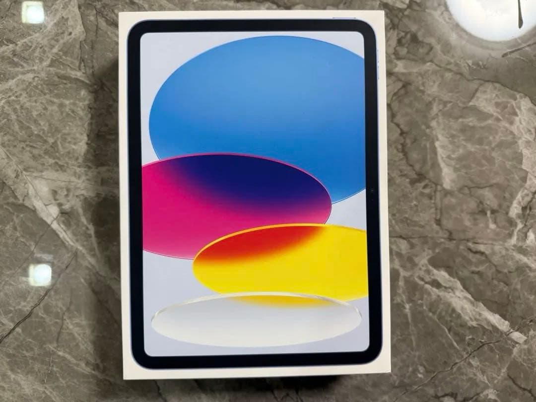 Apple iPad (第10世代) ブルー、新品未開封