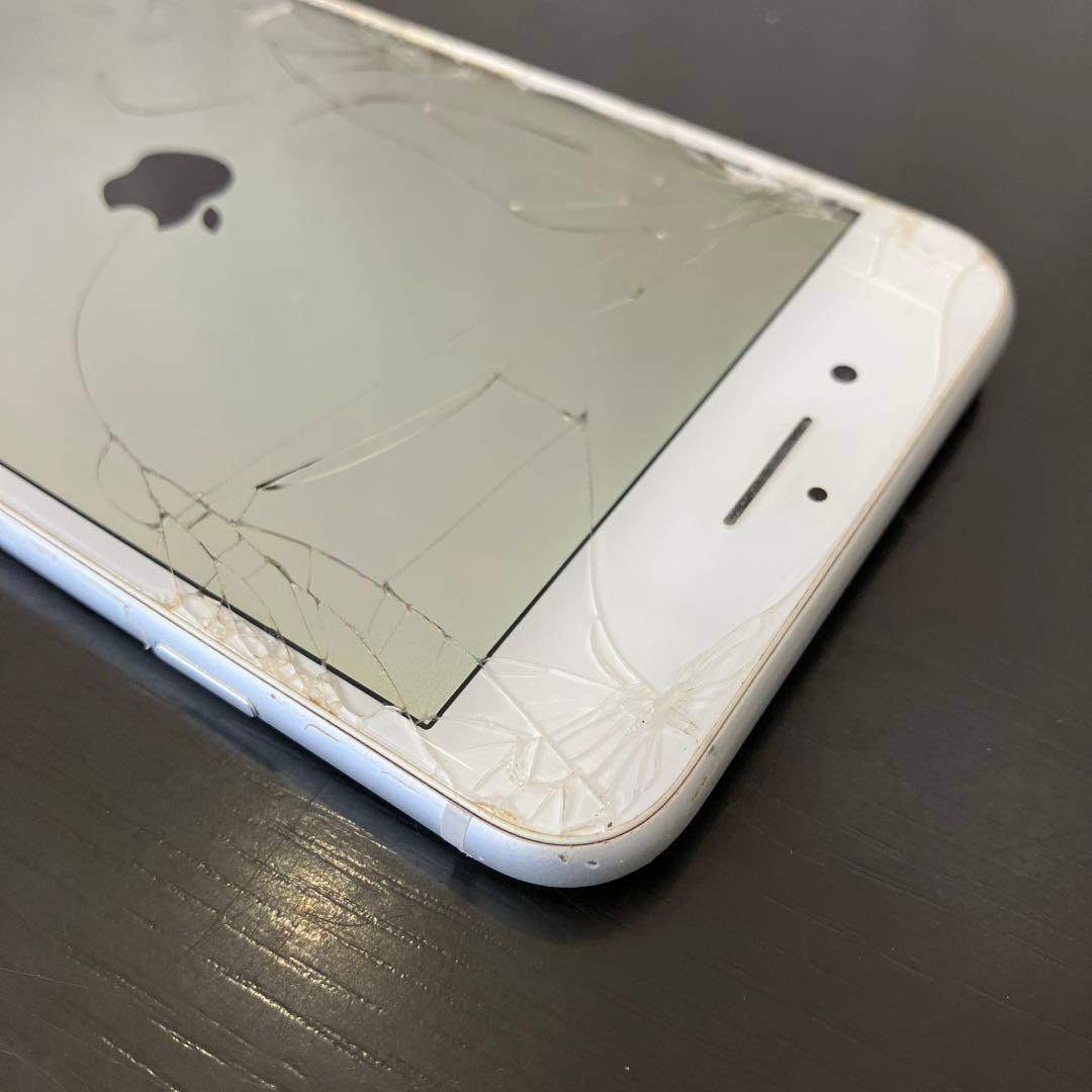 Apple iPhone 8 Plus 64GB シルバー