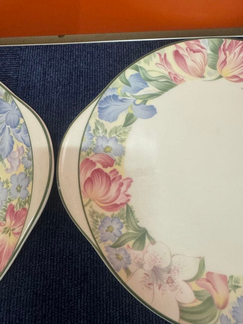 1792  ロイヤルアルバート フォンティーン プレート2枚セット