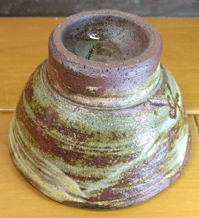 人間国宝 金城次郎 壷屋焼ぐい呑(魚紋ぐい呑）栞 共箱 壺屋焼 やちむん 美品