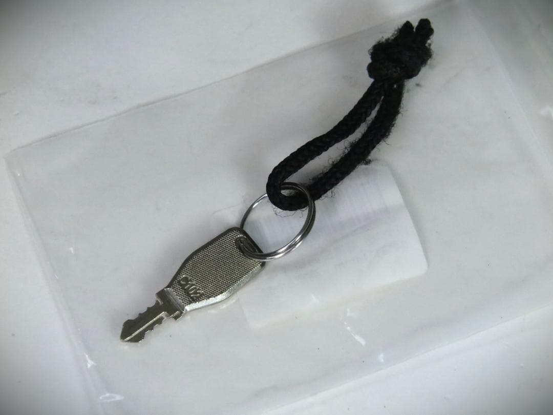 無印良品バーの高さを自由に調節できる ストッパー付ハードキャリー35L濃紺