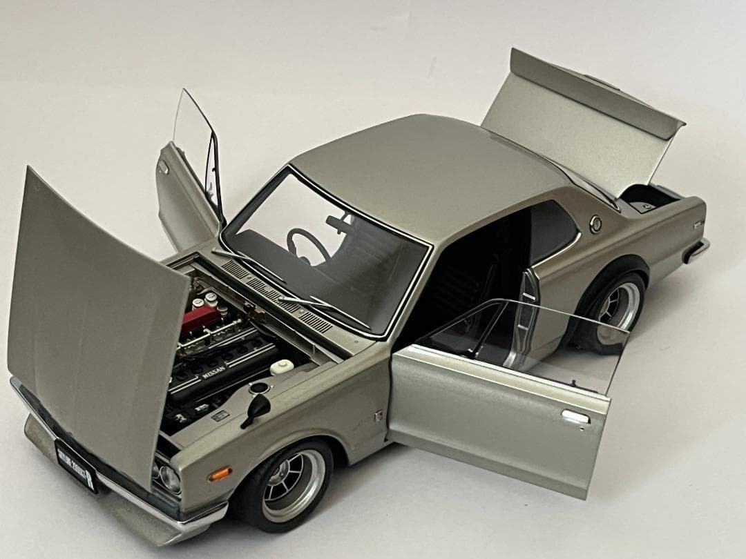 オートアート 1/18 日産スカイラインGT-R ハコスカ カスタム品 箱付