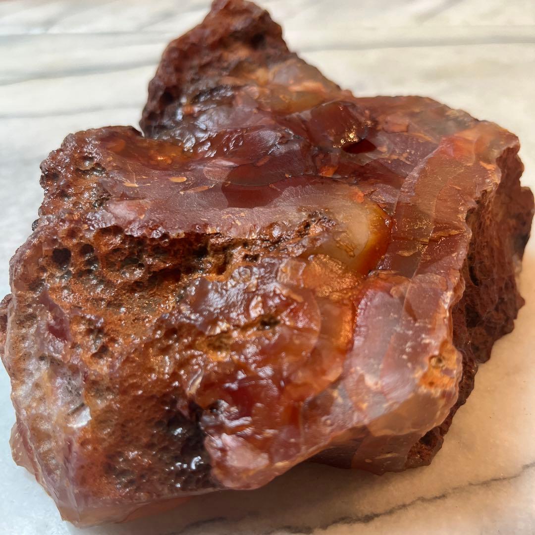 ⚠️注意‼️発送が特定月末の限定品 　赤は魔を払う縁起の良い石　おすすめの古い原石