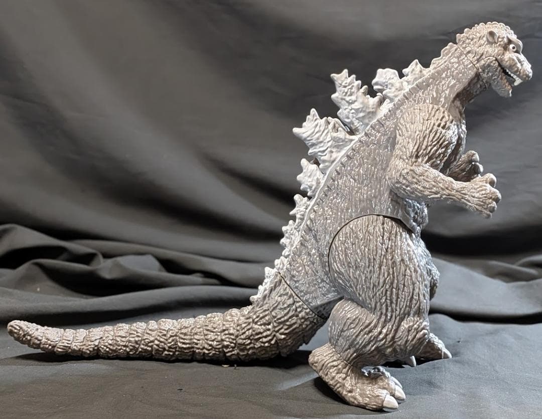 クラシックゴジラ1954（プレイメイツ）12インチ・アクションフィギュア