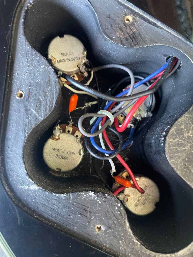 か*お様 レスポール　エレキギター　ブランド不明　ソフトケース付き