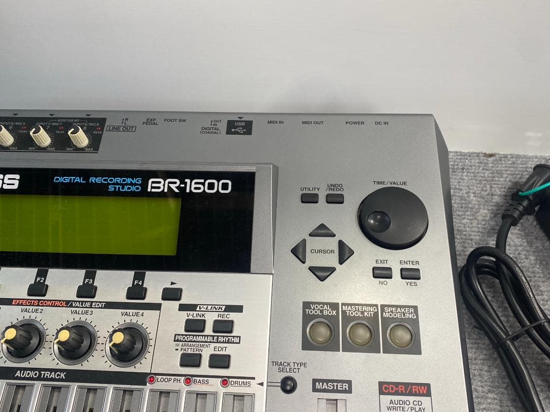 BOSS BR-1600 MTR マルチトラックレコーダー