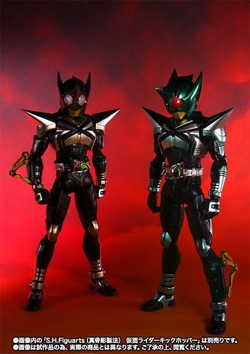 新品● S.H.フィギュアーツ 真骨彫製法 仮面ライダーパンチホッパー 輸送箱有