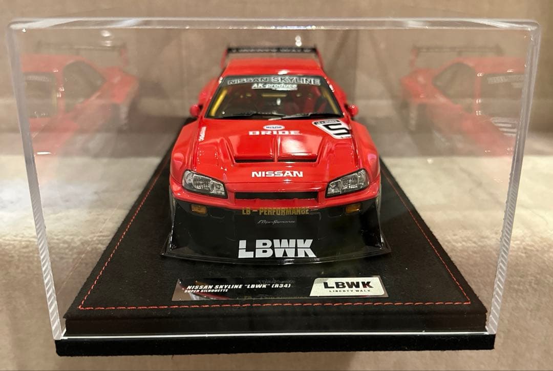 LBWK Nissan スカイライン1/18 INNO