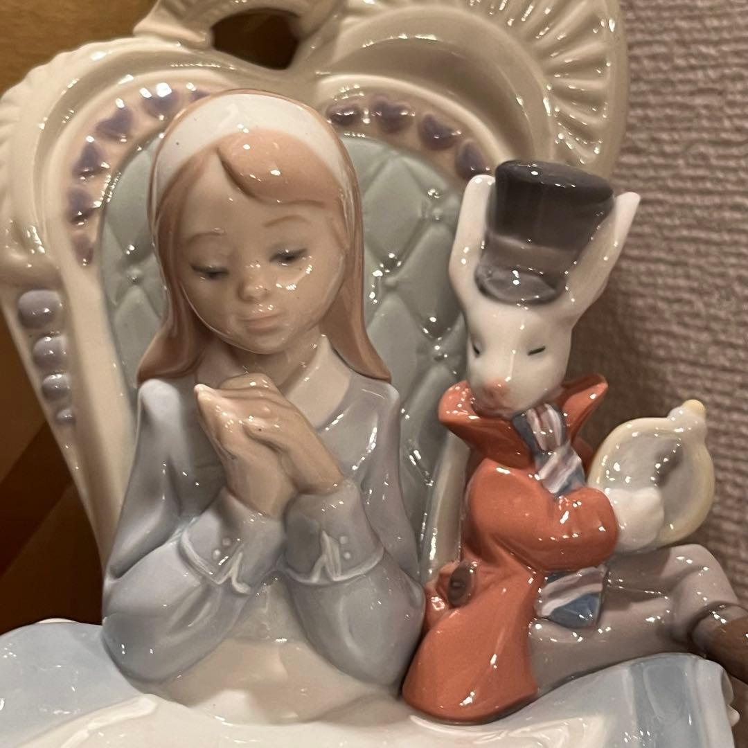 希少　新品　未使用　不思議の国のアリス　リヤドロ　陶器　人形　置物　箱入り