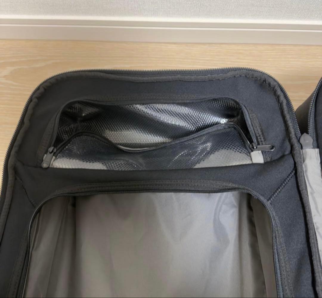 【〜1/3】バートン Burton Wheelie Cargo 65L ブラック