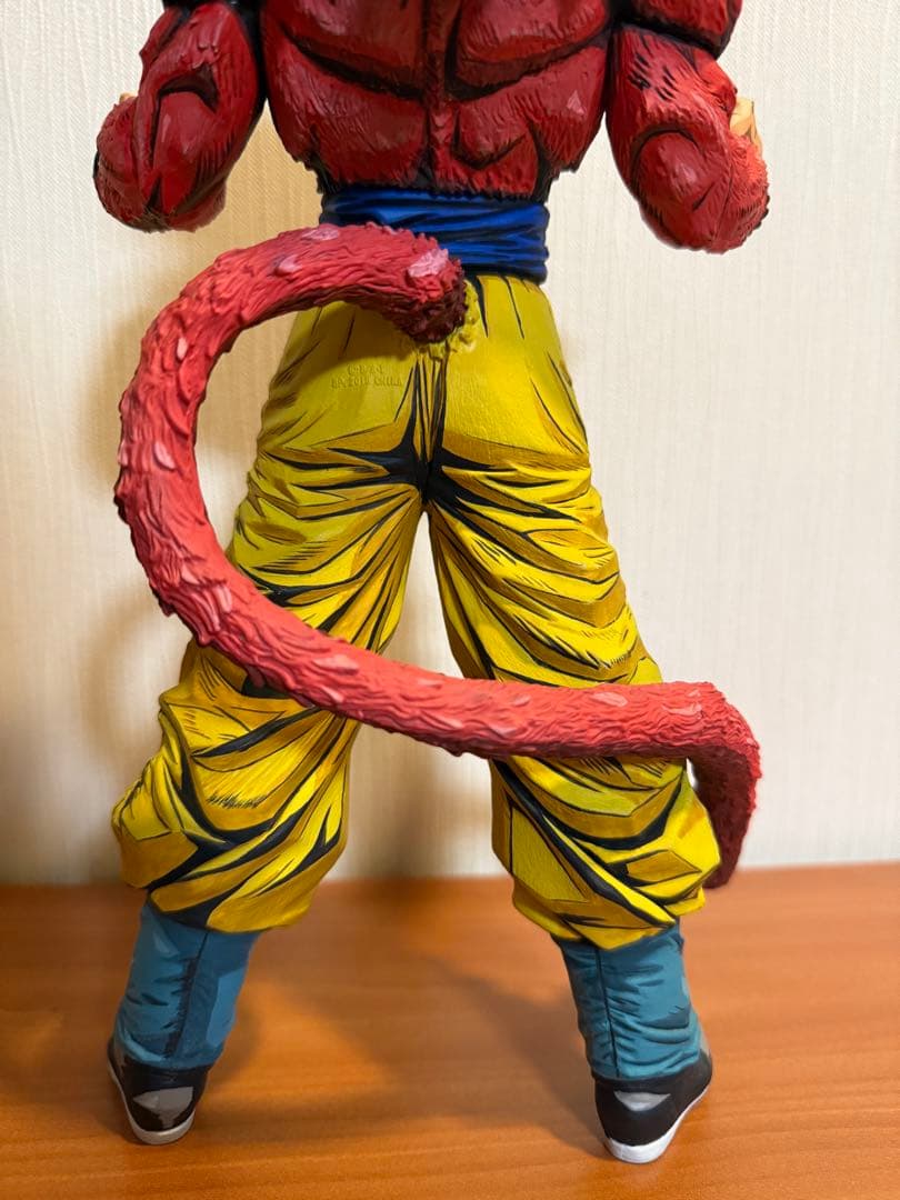 ドラゴンボール　SMSP 超サイヤ人4 孫悟空 フィギュア　フルリペイント