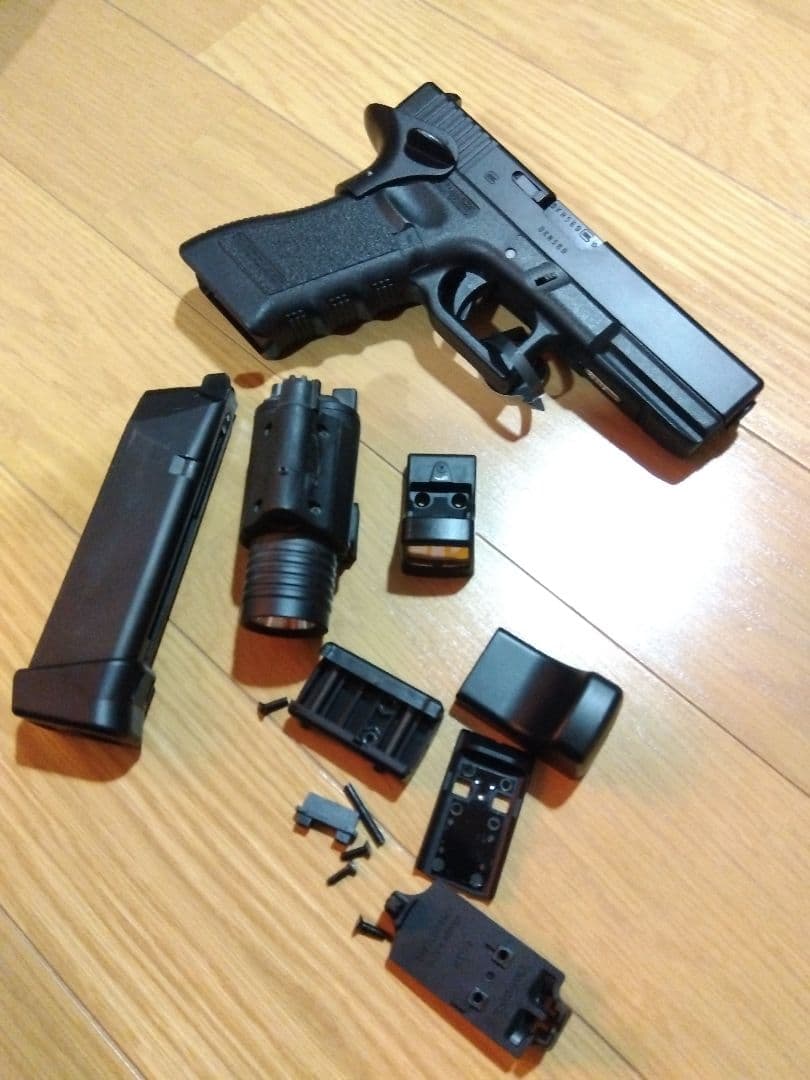 東京マルイGLOCK 22 グロックガスガン 　ロングマガジンマイクロプロサイト