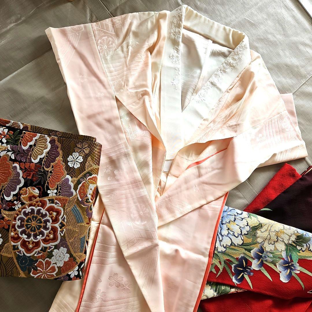 京都きもの友禅　振り袖　帯　長襦袢　3点　金彩　絞り　牡丹　蝶