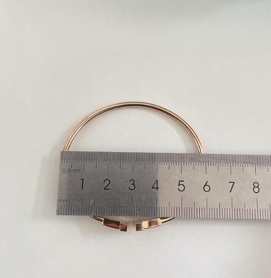 ほぼ新品ティファニー ピンクゴールド バングル