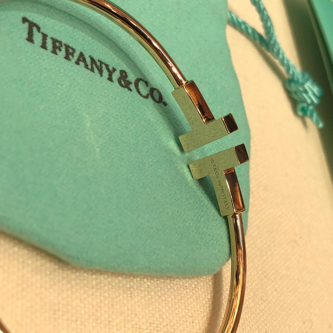 ほぼ新品ティファニー ピンクゴールド バングル