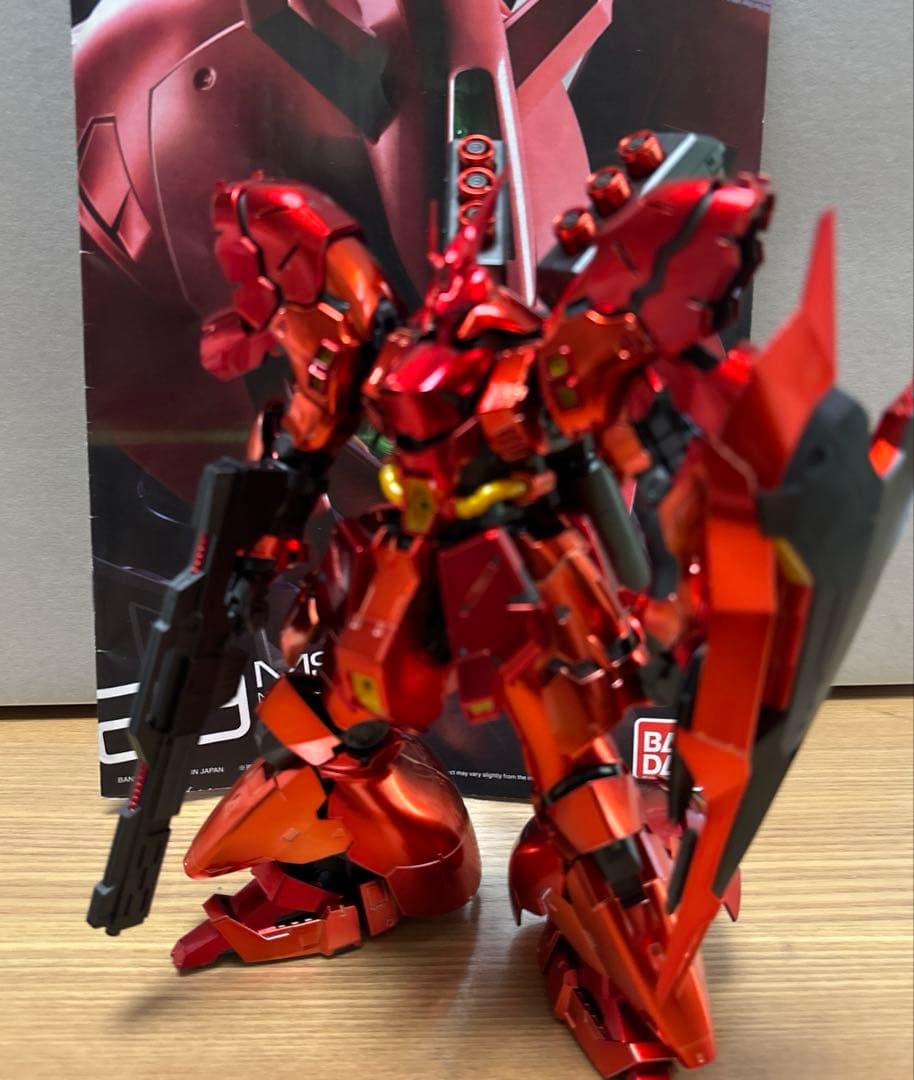 RGνガンダム チタニウムフィニッシュ サザビー スペシャルコーティング 完成品