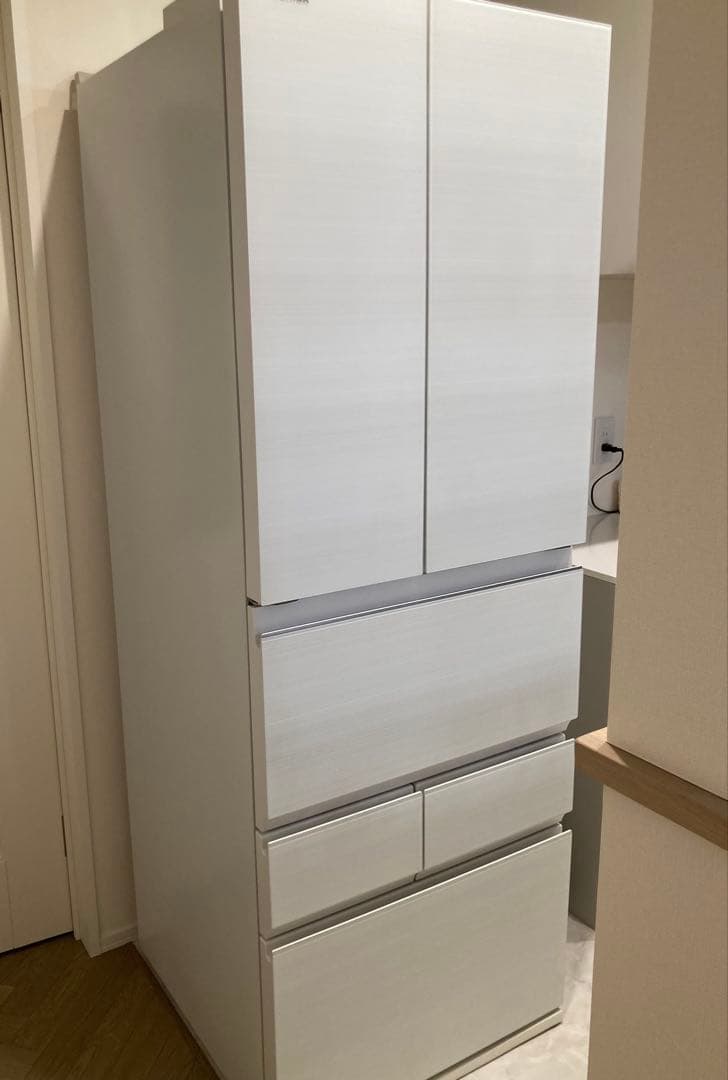 東芝 冷蔵庫 ベジータGR-V510FZS 507L フロストホワイト　送料込