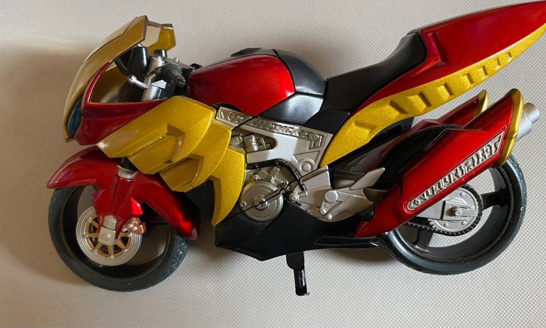 shフィギュアーツ　マシントルネイダー　仮面ライダーアギト