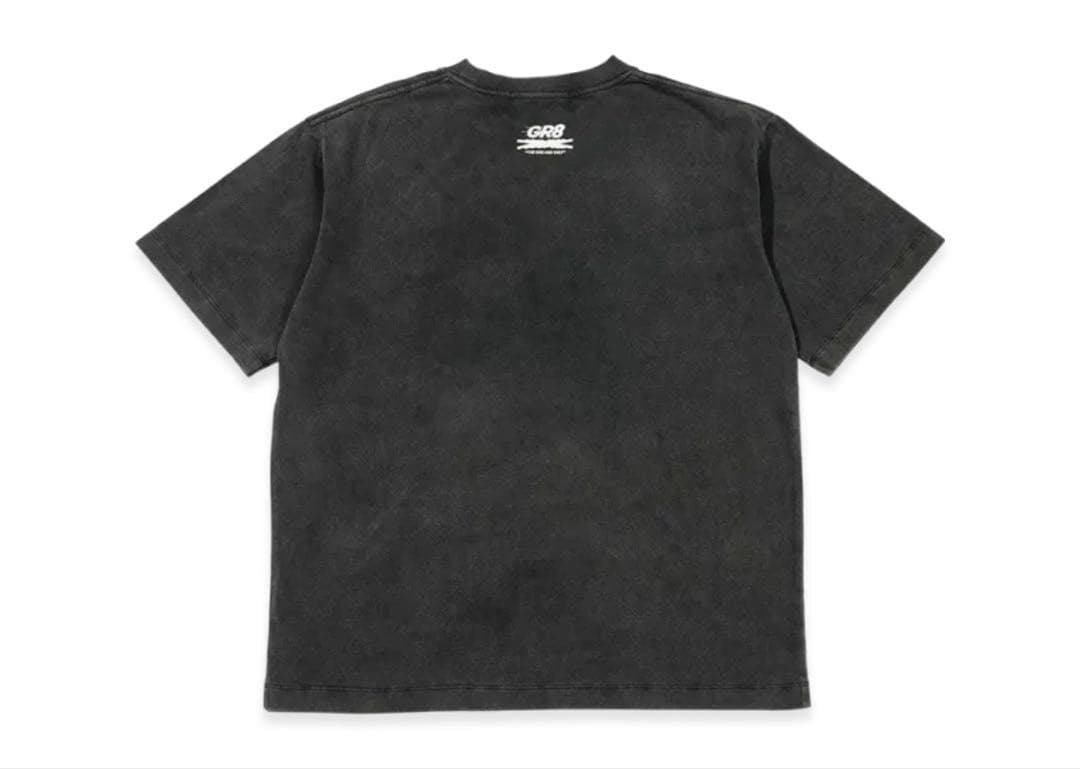 【新品未使用】LE SSERAFIM x GR8 T-Shirt \"Black\"