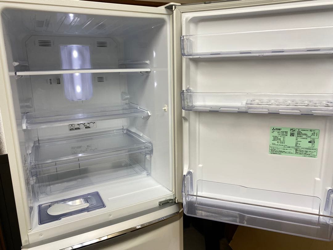 三菱 ノンフロン冷凍冷蔵庫 335L MR-C34E-W 2020年製
