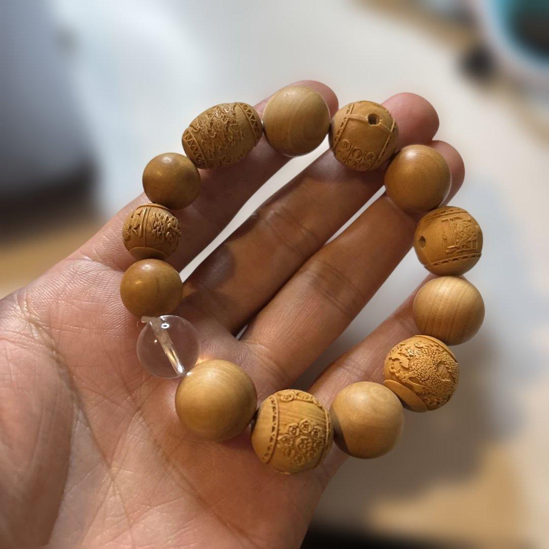 柘植と水晶！落ち着く！愛染明王様！空海様！龍神様！ズーンて感じ！