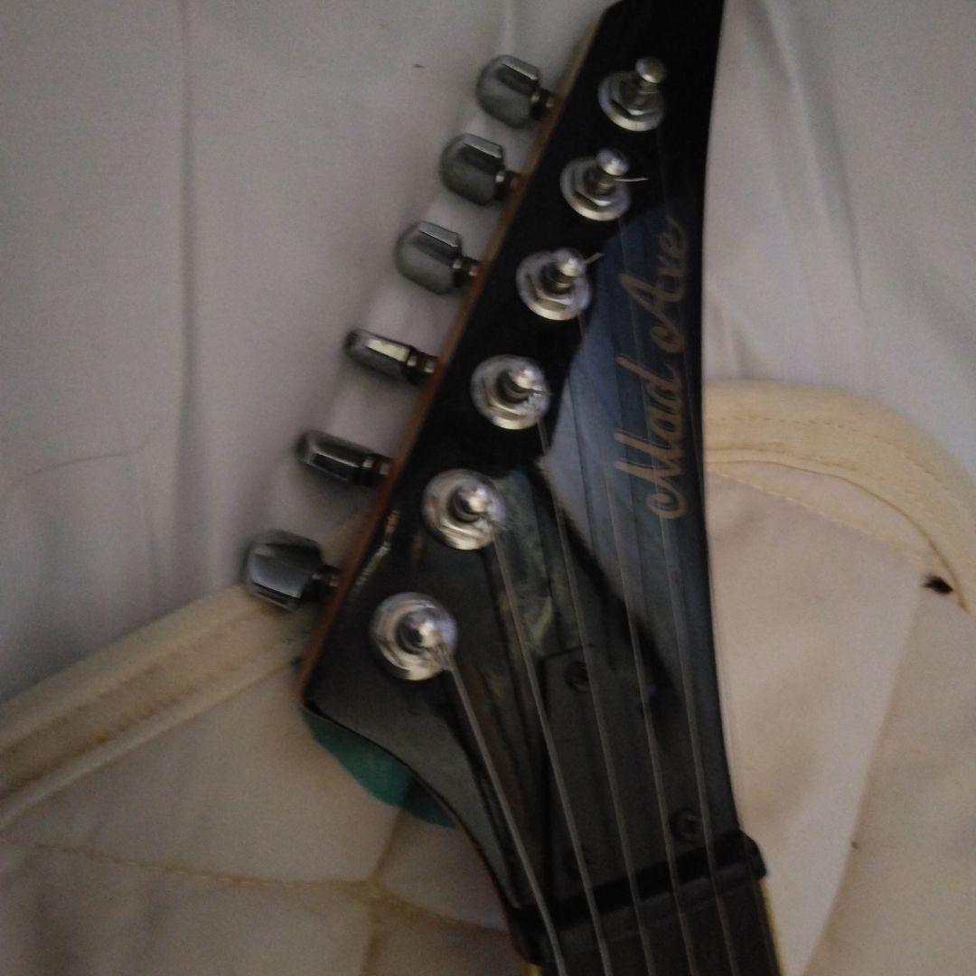 黒いテレキャスタータイプエレキギター