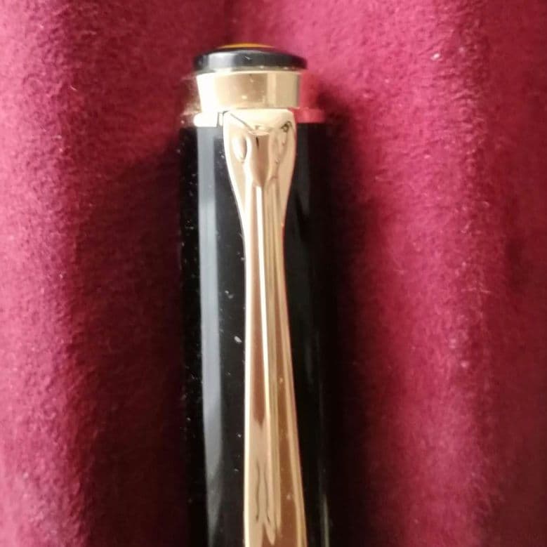 逸品　ペリカンスーベレーンM400　高い人気を誇るボルドー　ギフトボックスセット