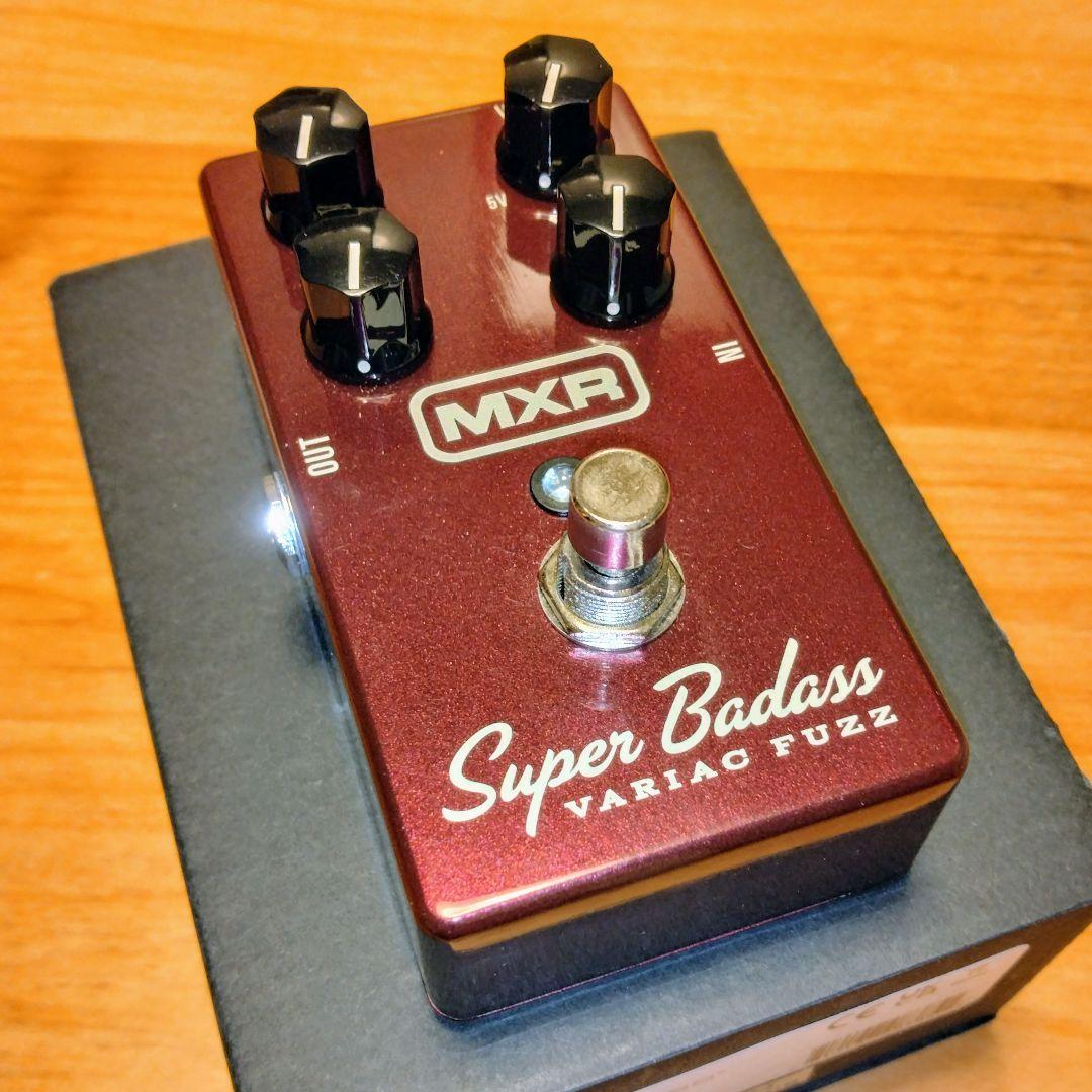 ギター MXR M236 Super Badass Variac Fuzz