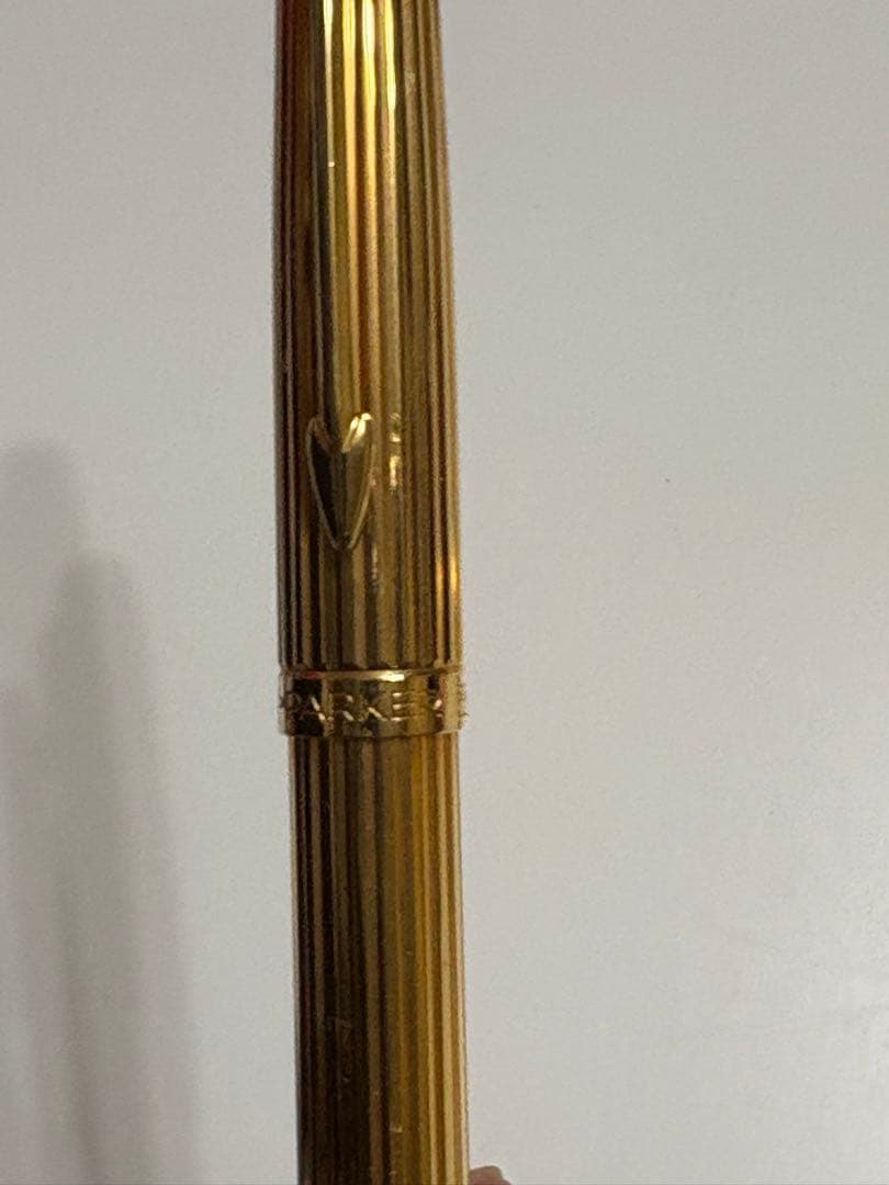 Parkerのゴールドの万年筆とボールペン