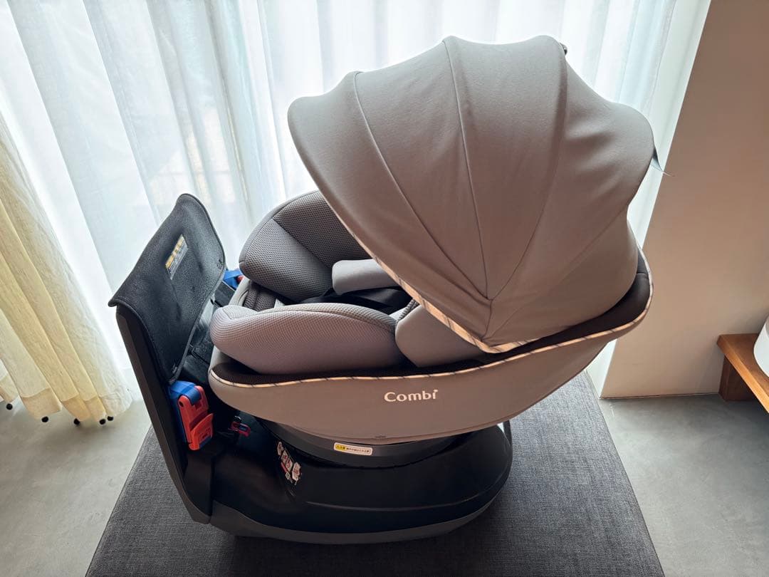 コンビ　クルムーヴスマート　JN-550 シートベルト　回転式　シートベルト固定