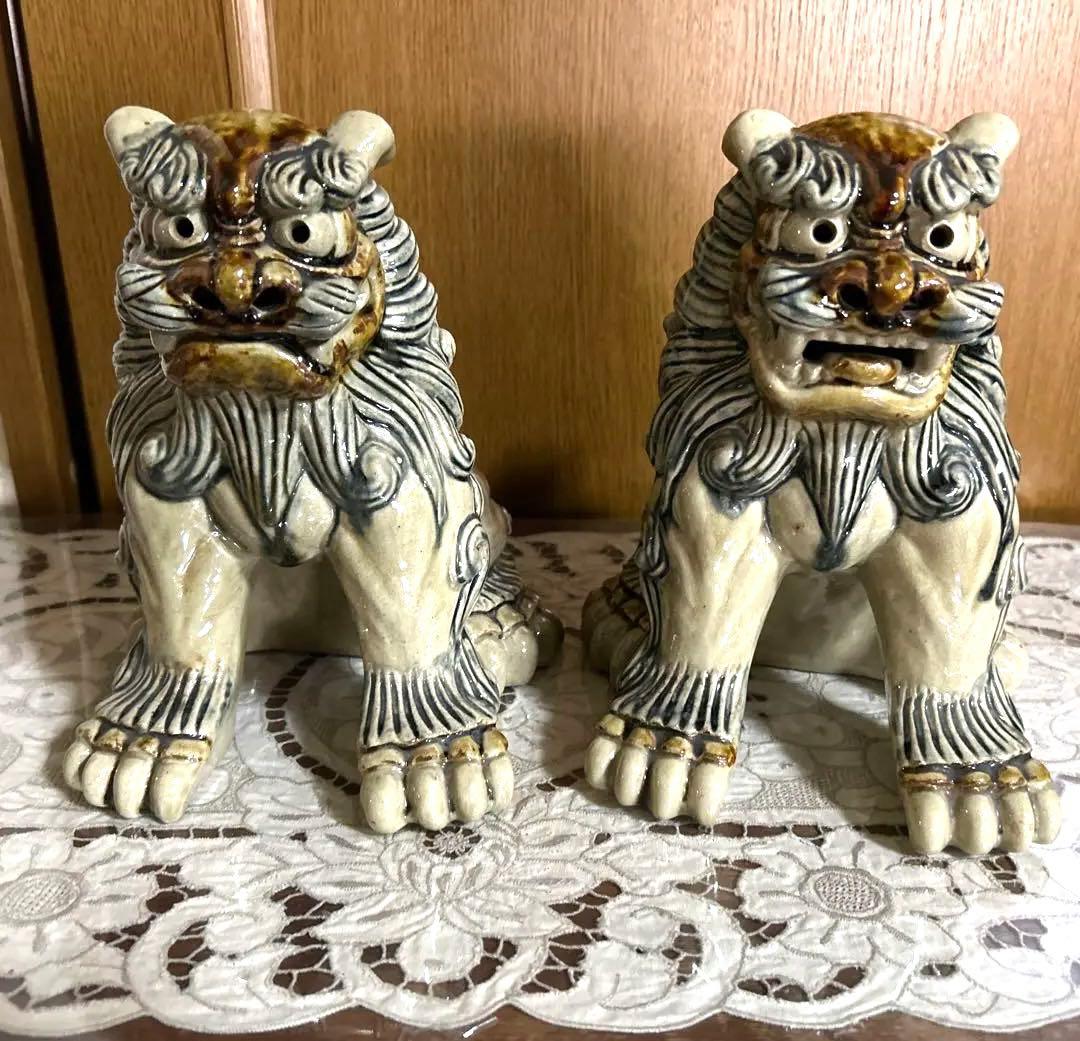 シーサー獅子の陶器像 2体セット