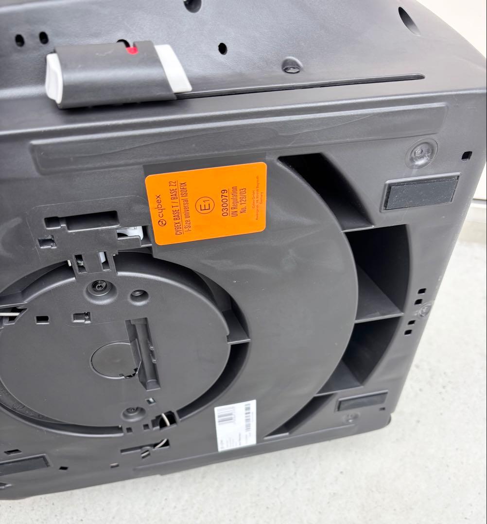 Cybex baseT ブラック チャイルドシート