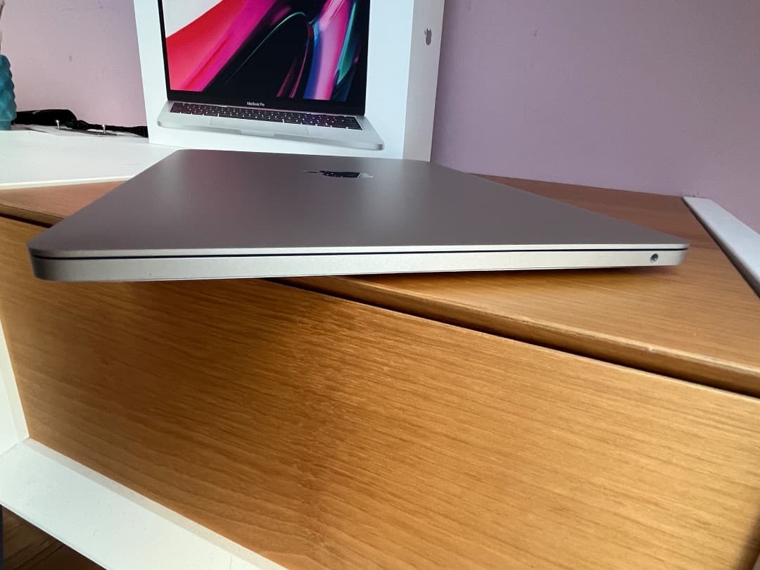 MacBook Pro 13インチ 本体